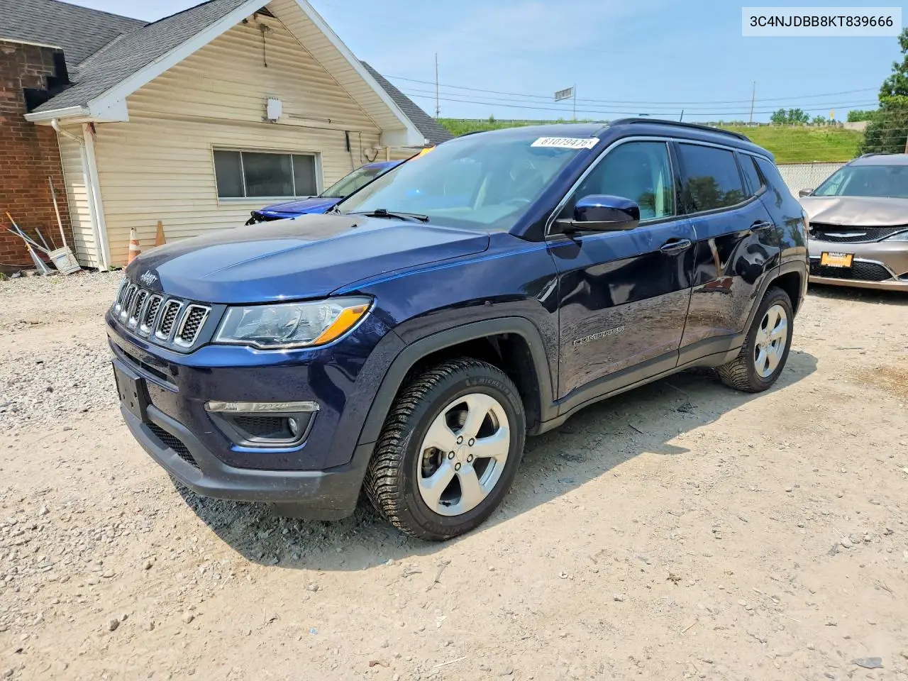 2019 Jeep Compass Latitude VIN: 3C4NJDBB8KT839666 Lot: 61079476