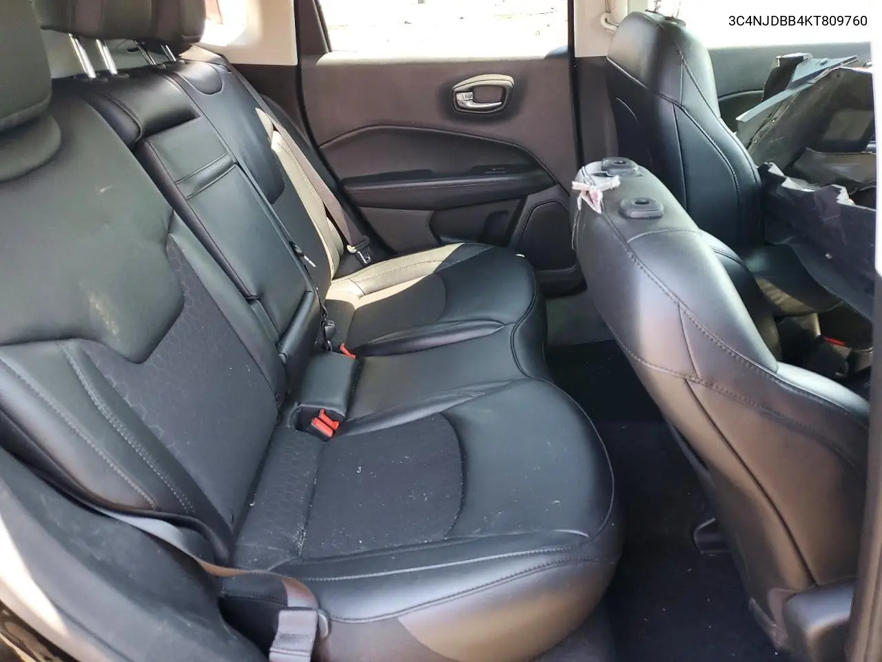 2019 Jeep Compass Latitude VIN: 3C4NJDBB4KT809760 Lot: 61547496