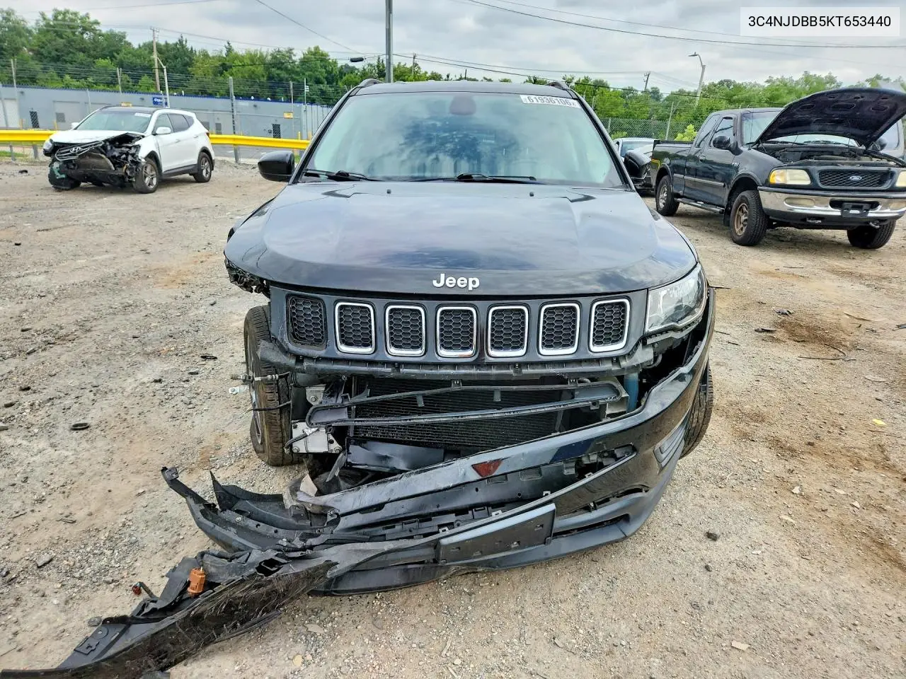 2019 Jeep Compass Latitude VIN: 3C4NJDBB5KT653440 Lot: 61936106