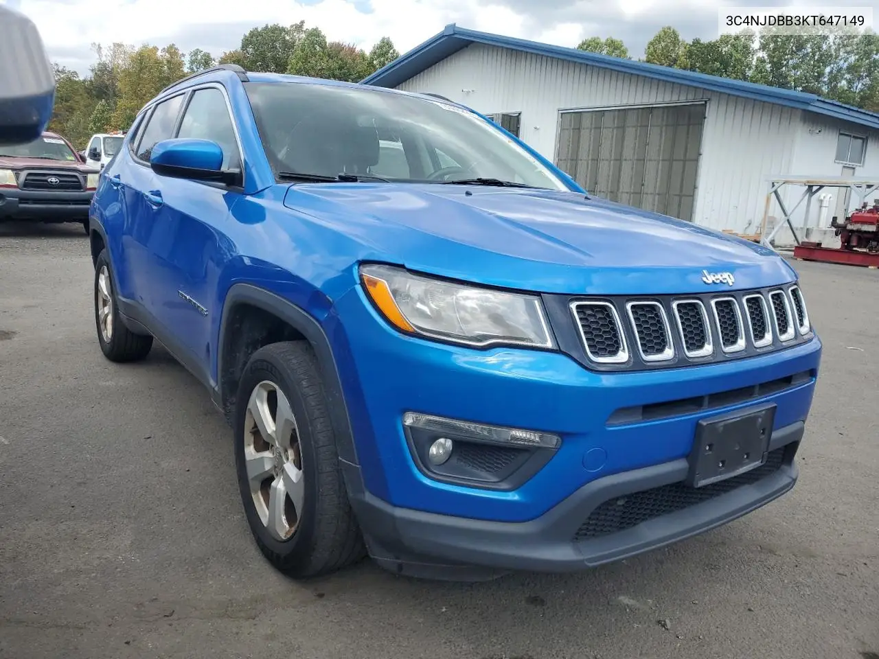 3C4NJDBB3KT647149 2019 Jeep Compass Latitude