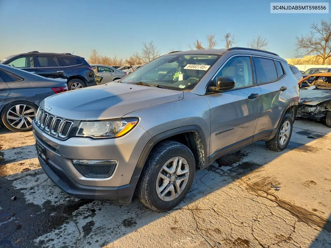 3C4NJDAB5MT598556 2021 Jeep Compass Sport