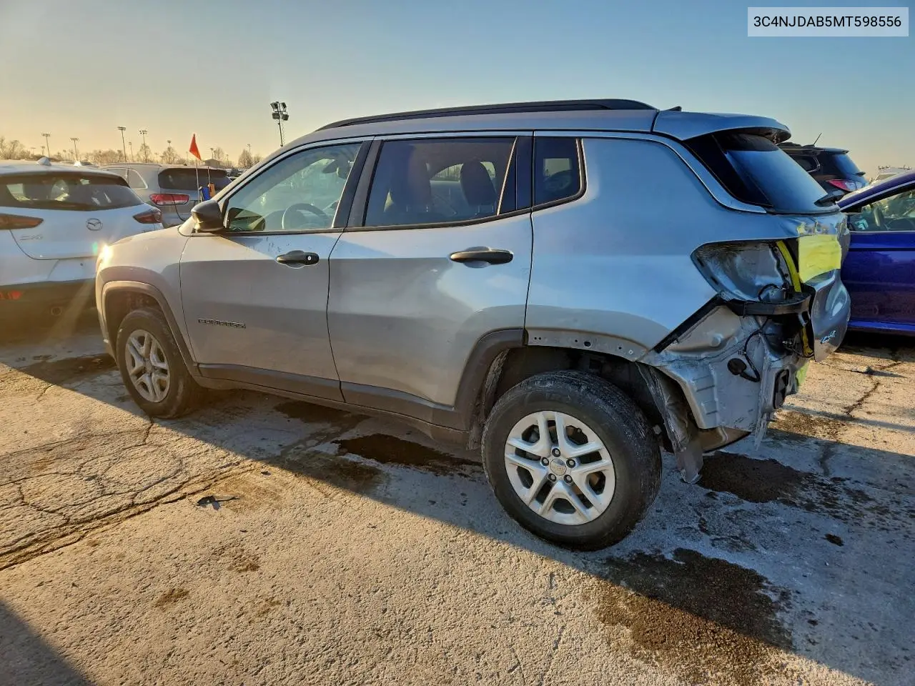 3C4NJDAB5MT598556 2021 Jeep Compass Sport