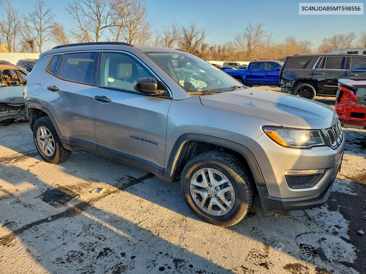 3C4NJDAB5MT598556 2021 Jeep Compass Sport