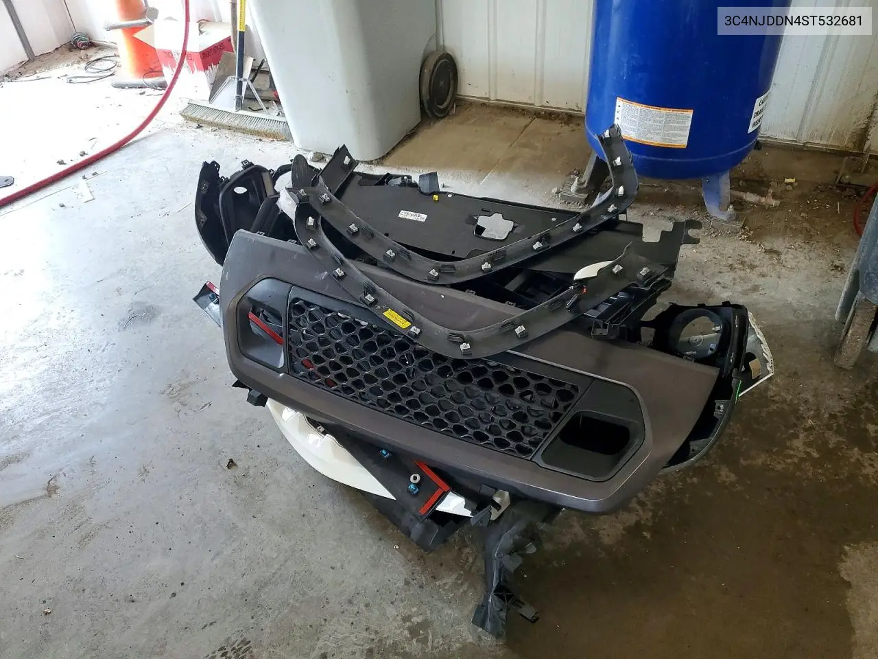 2025 Jeep Compass Trailhawk VIN: 3C4NJDDN4ST532681 Lot: 61243056