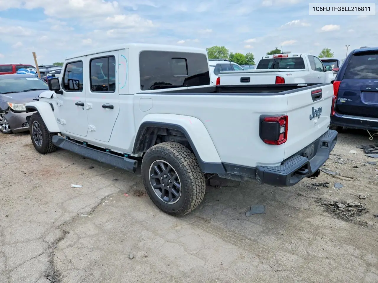 2020 Jeep Gladiator Overland VIN: 1C6HJTFG8LL216811 Lot: 59680746
