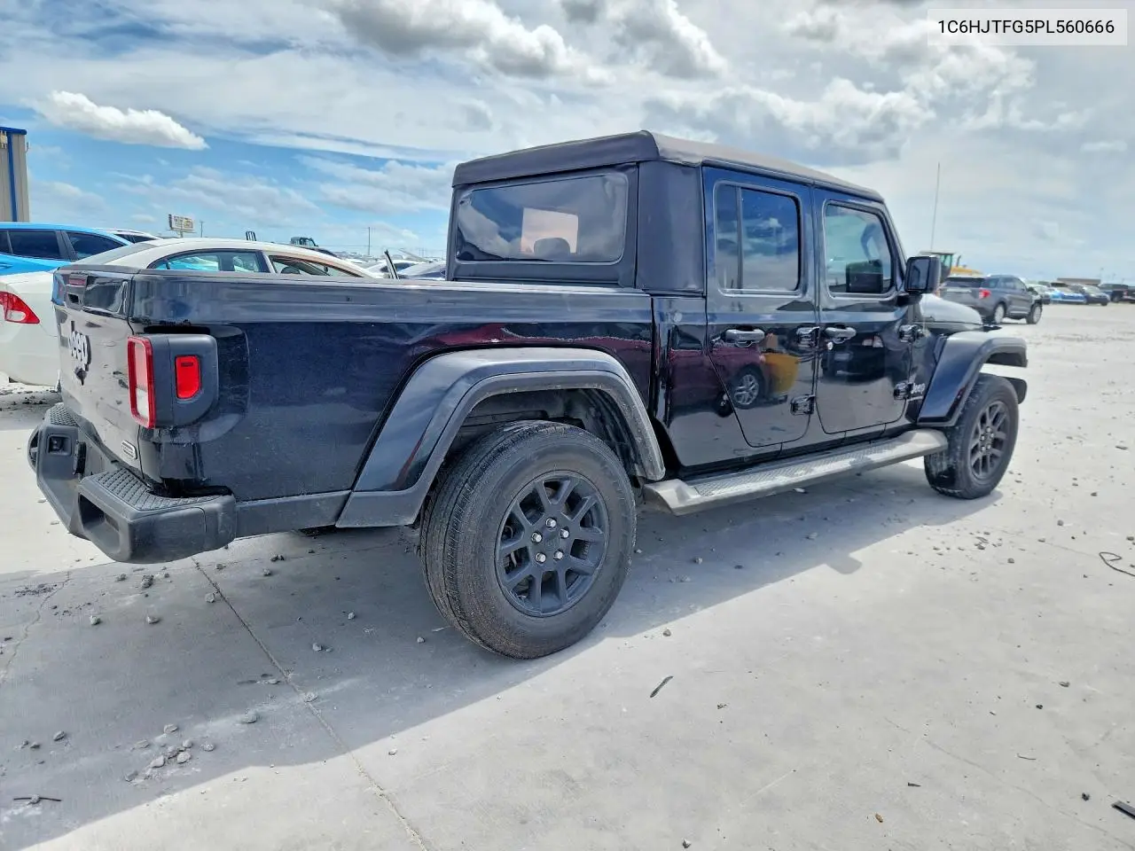 2023 Jeep Gladiator Overland VIN: 1C6HJTFG5PL560666 Lot: 56995136