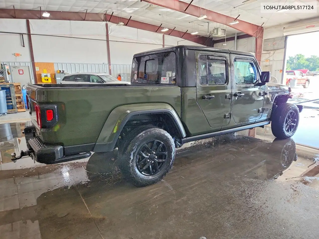 2023 Jeep Gladiator Sport VIN: 1C6HJTAG8PL517124 Lot: 61240266