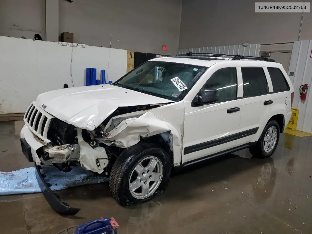 1J4GR48K95C502703 2005 Jeep Grand Cherokee Laredo