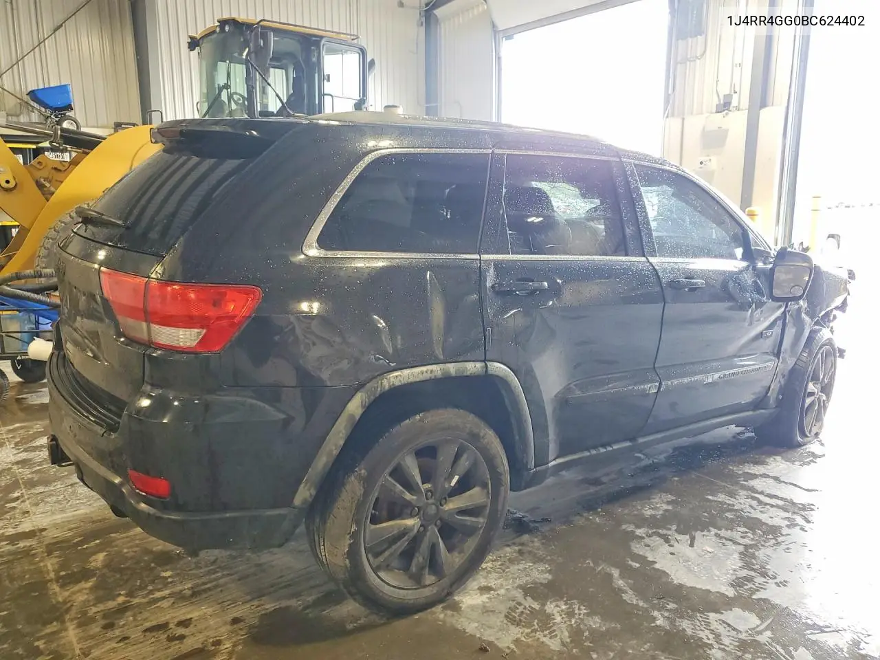 2011 Jeep Grand Cherokee Laredo VIN: 1J4RR4GG0BC624402 Lot: 61677436