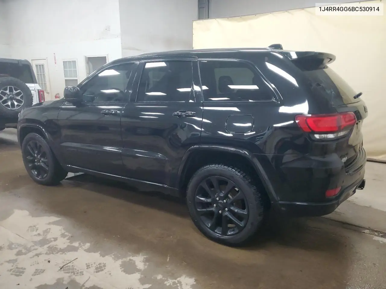 1C4RJFAG4HC721824 2017 Jeep Grand Cherokee Laredo
