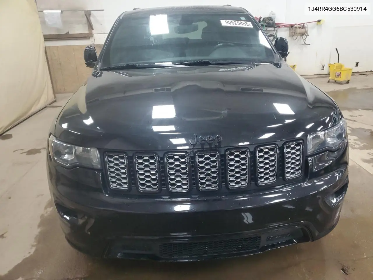 1C4RJFAG4HC721824 2017 Jeep Grand Cherokee Laredo