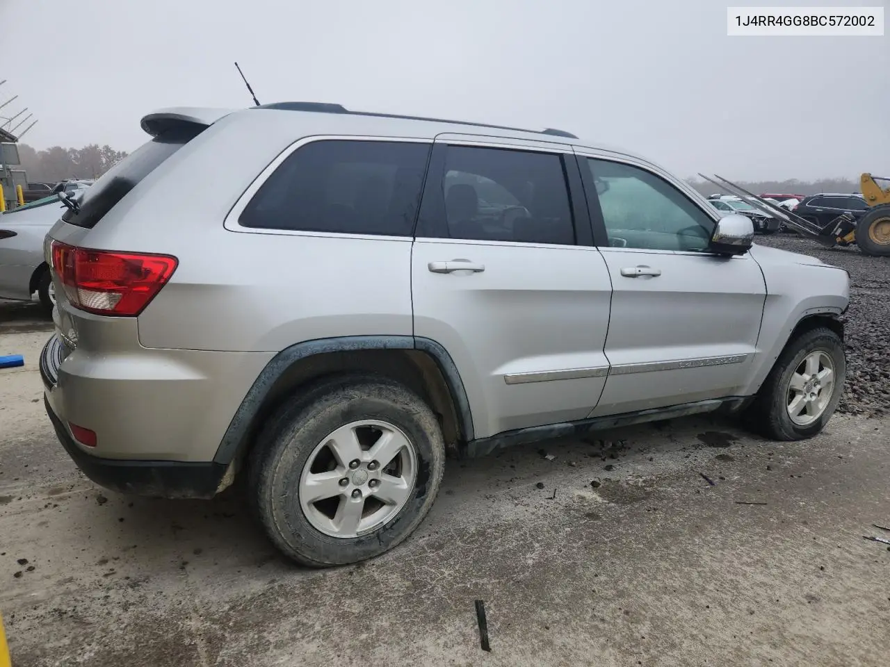 1J4RR4GG8BC572002 2011 Jeep Grand Cherokee Laredo