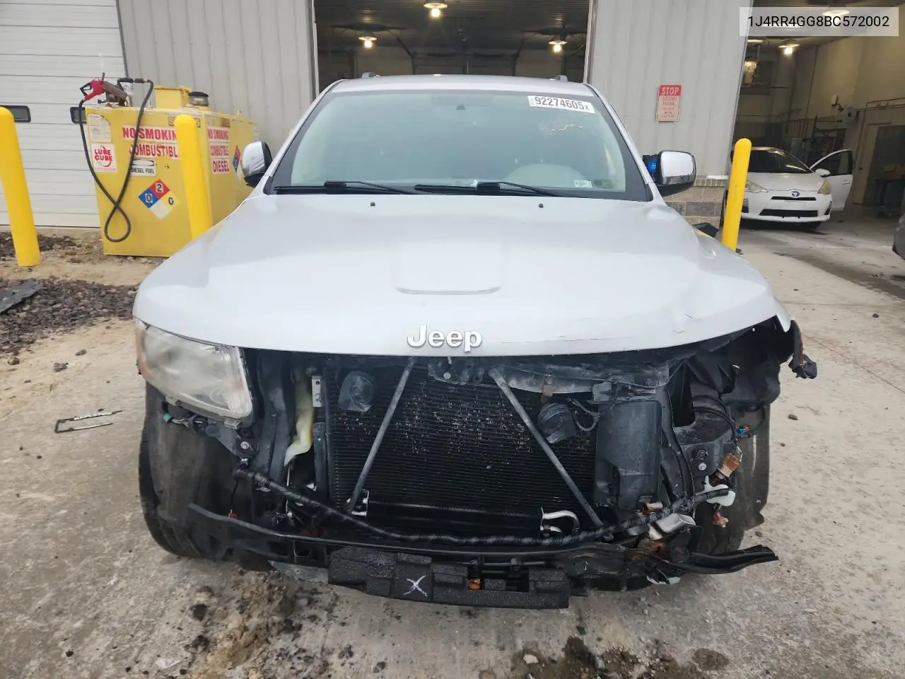 1J4RR4GG8BC572002 2011 Jeep Grand Cherokee Laredo