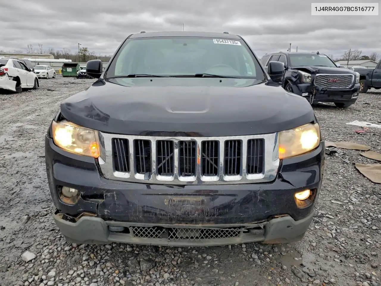 1J4RR4GG7BC516777 2011 Jeep Grand Cherokee