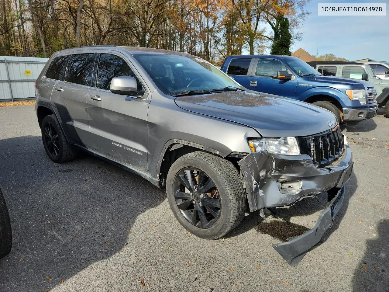 1C4RJFAT1DC614978 2013 Jeep Grand Cherokee Laredo