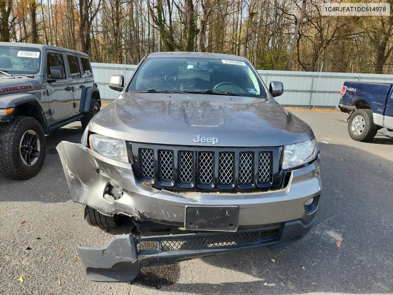 1C4RJFAT1DC614978 2013 Jeep Grand Cherokee Laredo