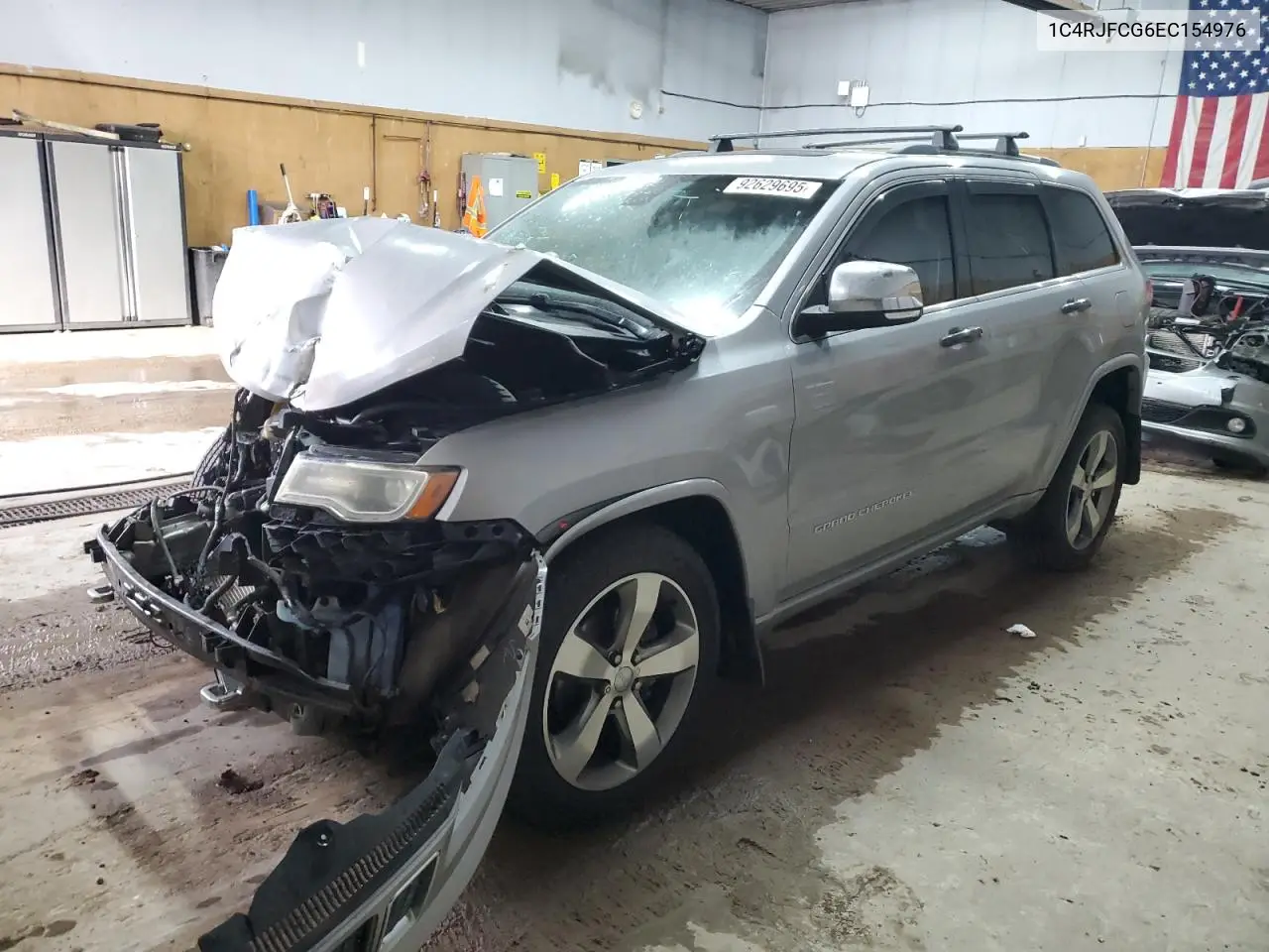 1C4RJFCG6EC154976 2014 Jeep Grand Cherokee Overland