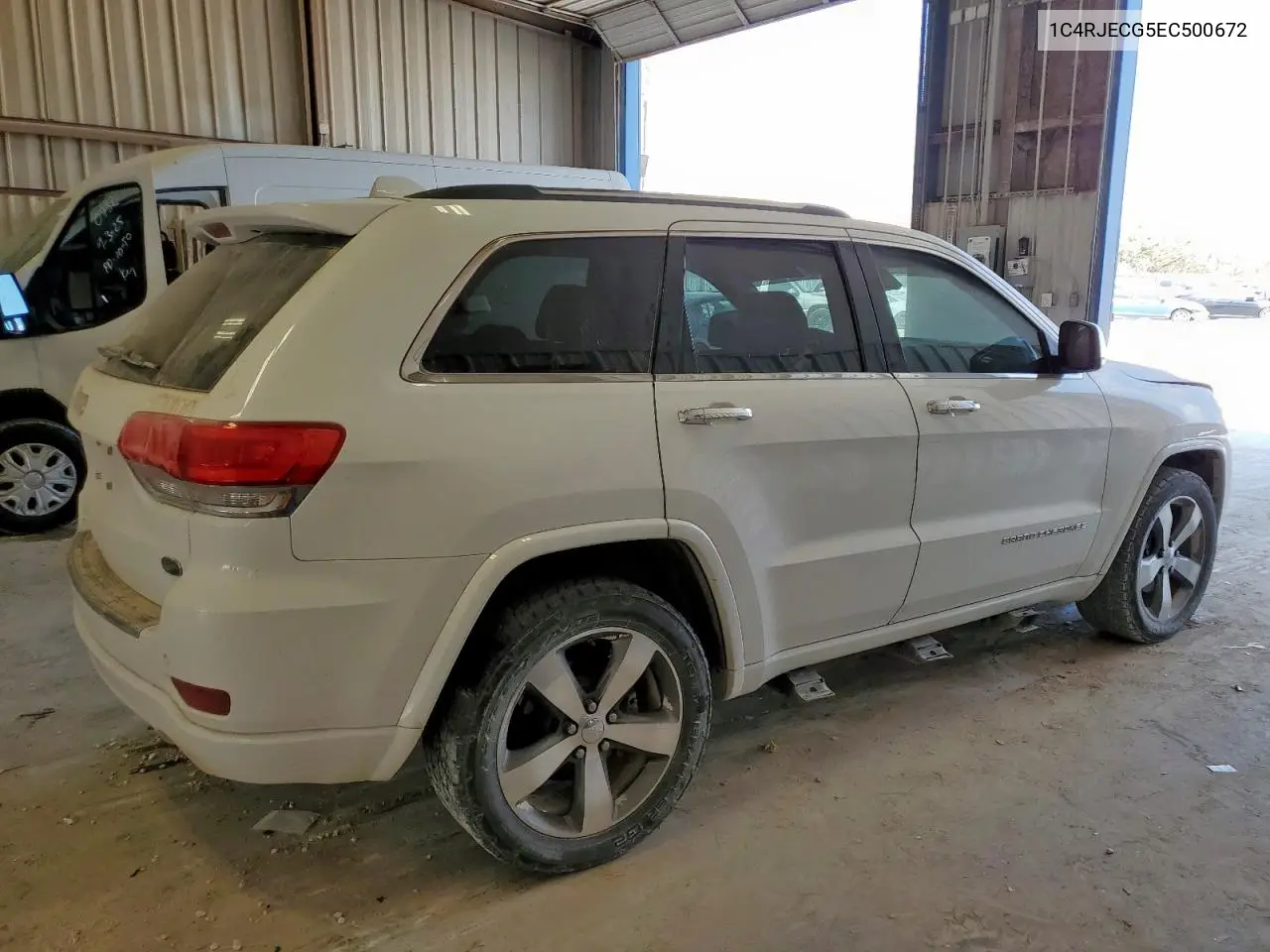 1C4RJECG5EC500672 2014 Jeep Grand Cherokee Overland