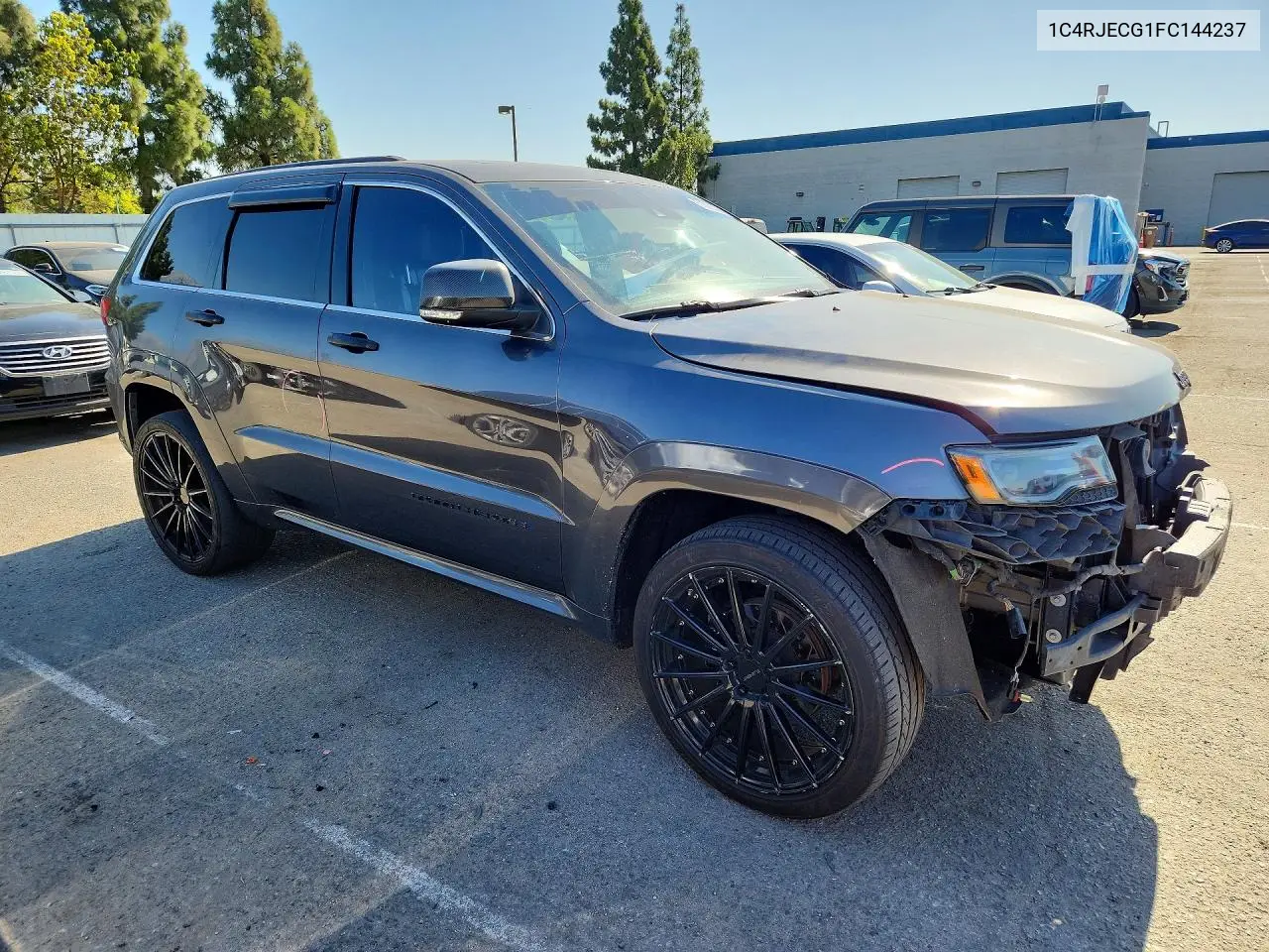 2015 Jeep Grand Cherokee Overland VIN: 1C4RJECG1FC144237 Lot: 61883326
