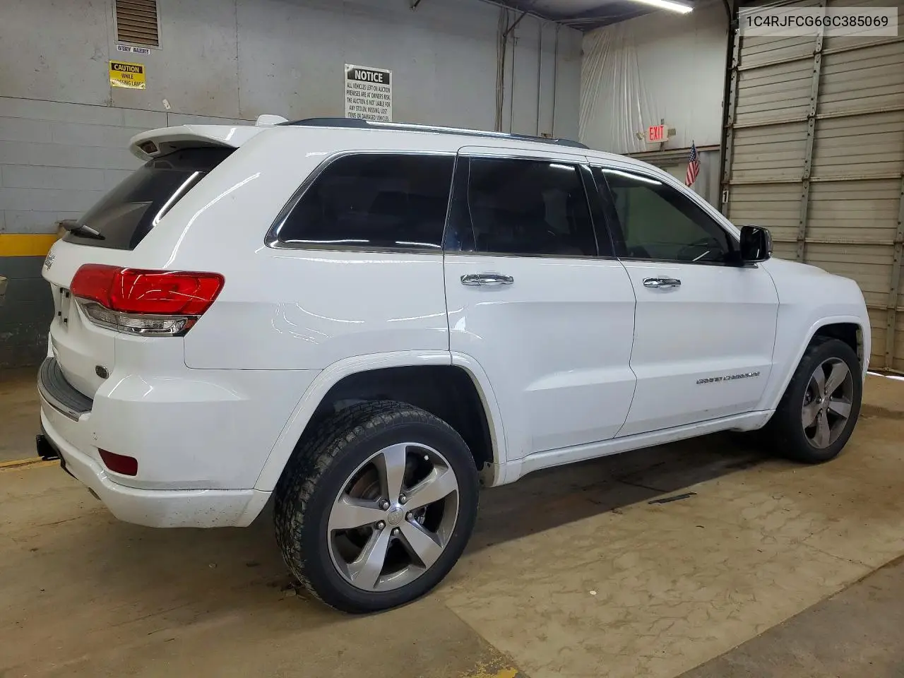 2016 Jeep Grand Cherokee Overland VIN: 1C4RJFCG6GC385069 Lot: 61344166
