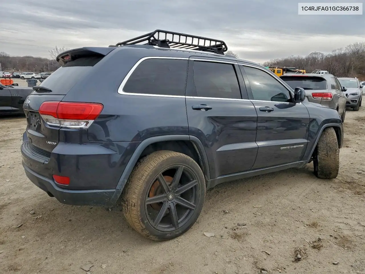 1C4RJFAG1GC366738 2016 Jeep Grand Cherokee Laredo