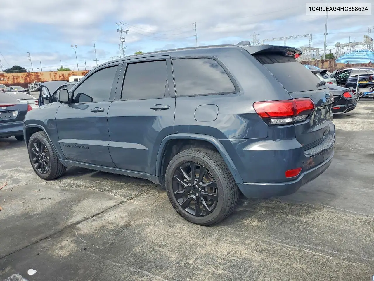 2017 Jeep Grand Cherokee Laredo VIN: 1C4RJEAG4HC868624 Lot: 61717746