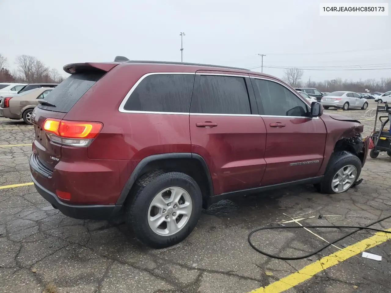 1C4RJEAG6HC850173 2017 Jeep Grand Cherokee Laredo