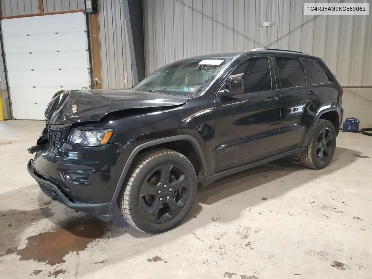 1C4RJFAG9KC569062 2019 Jeep Grand Cherokee Laredo