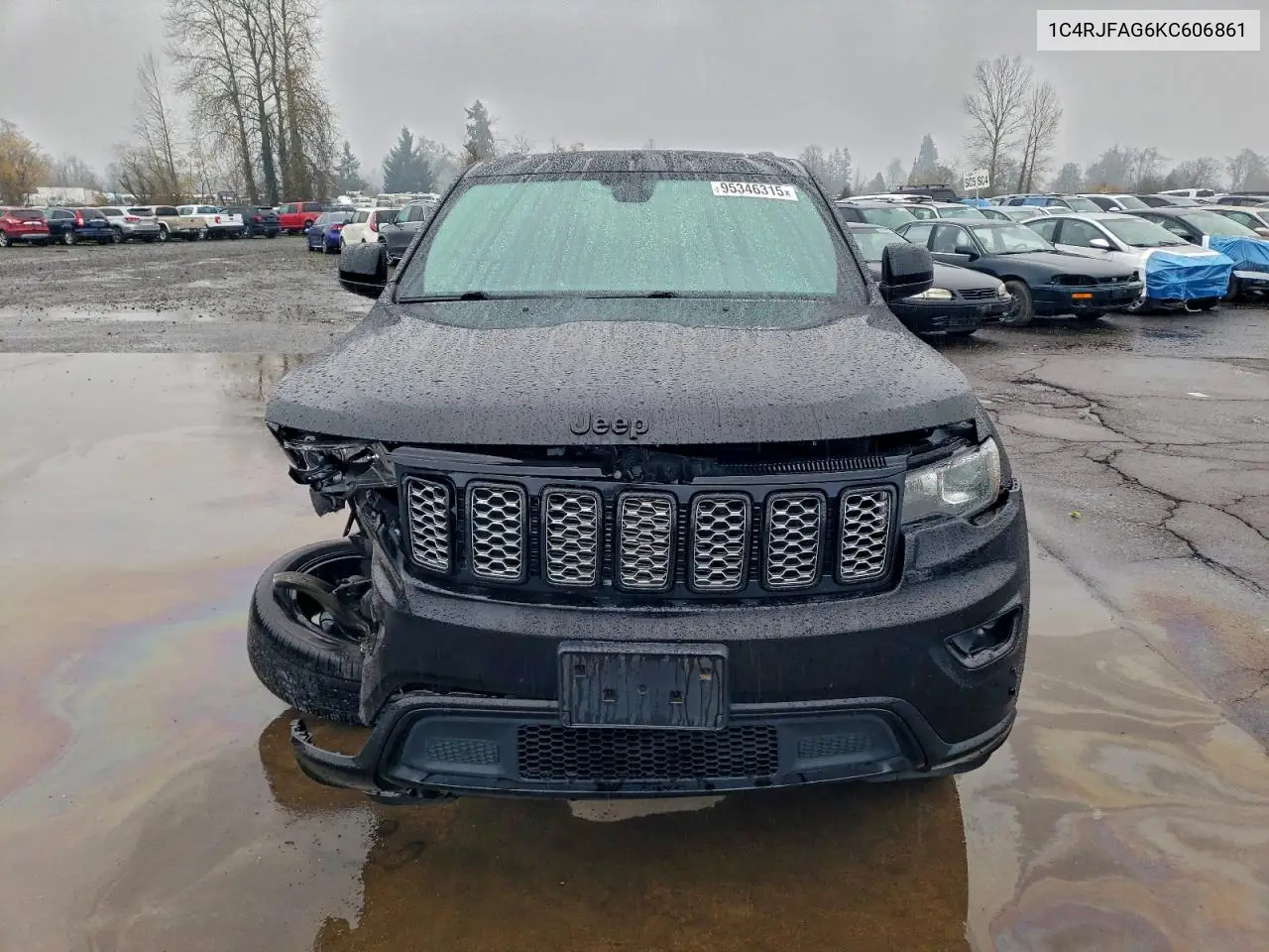1C4RJFAG6KC606861 2019 Jeep Grand Cherokee Laredo