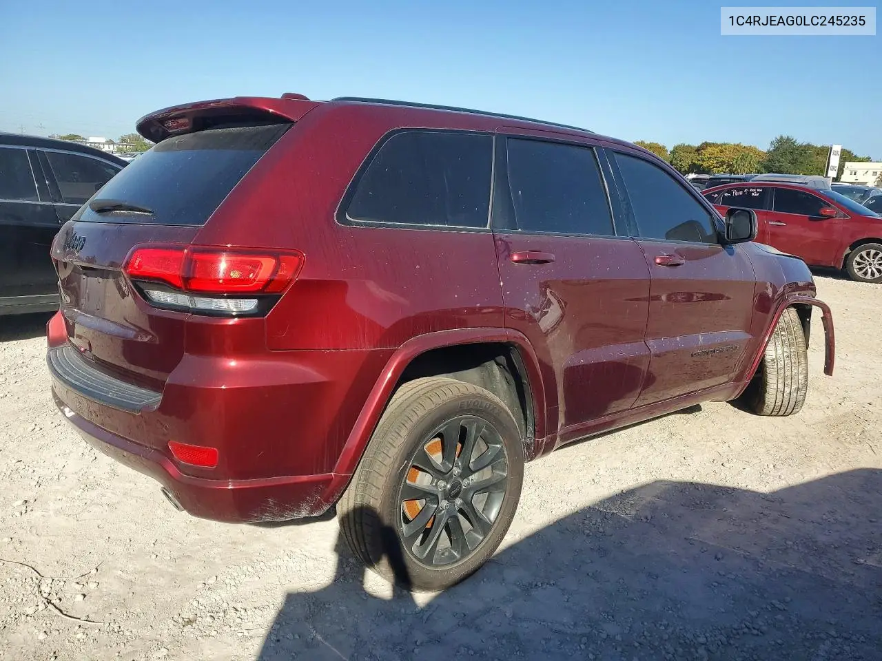 1C4RJEAG0LC245235 2020 Jeep Grand Cherokee Laredo