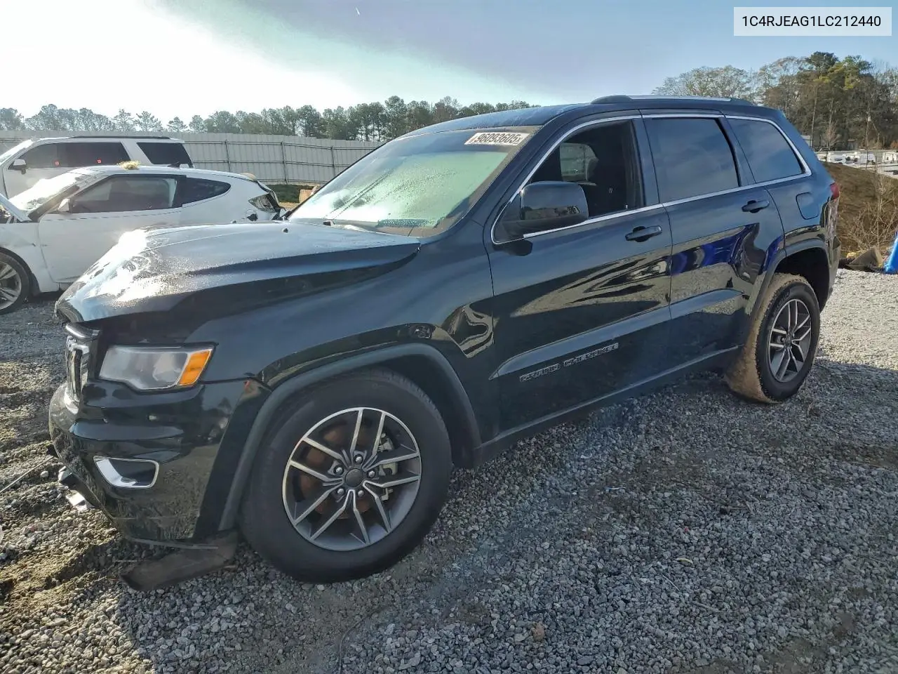 1C4RJEAG1LC212440 2020 Jeep Grand Cherokee Laredo