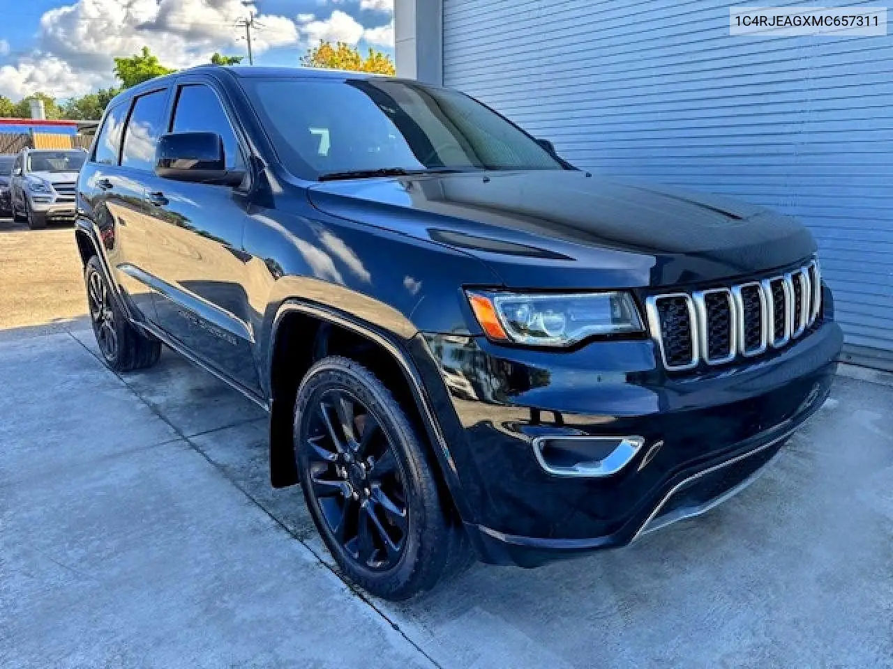 1C4RJEAGXMC657311 2021 Jeep Grand Cherokee Laredo