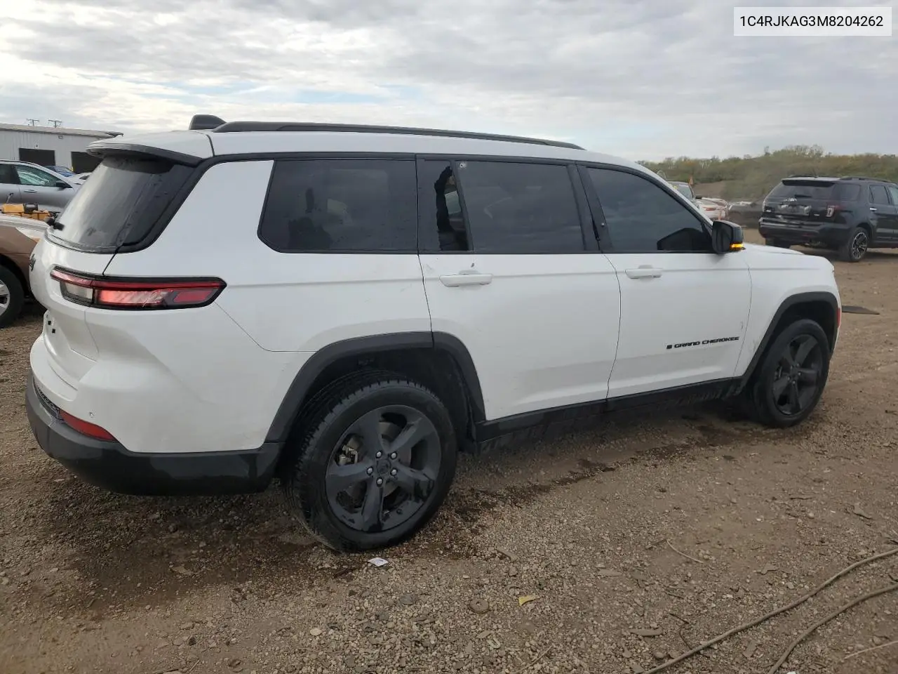 1C4RJKAG3M8204262 2021 Jeep Grand Cherokee L Laredo