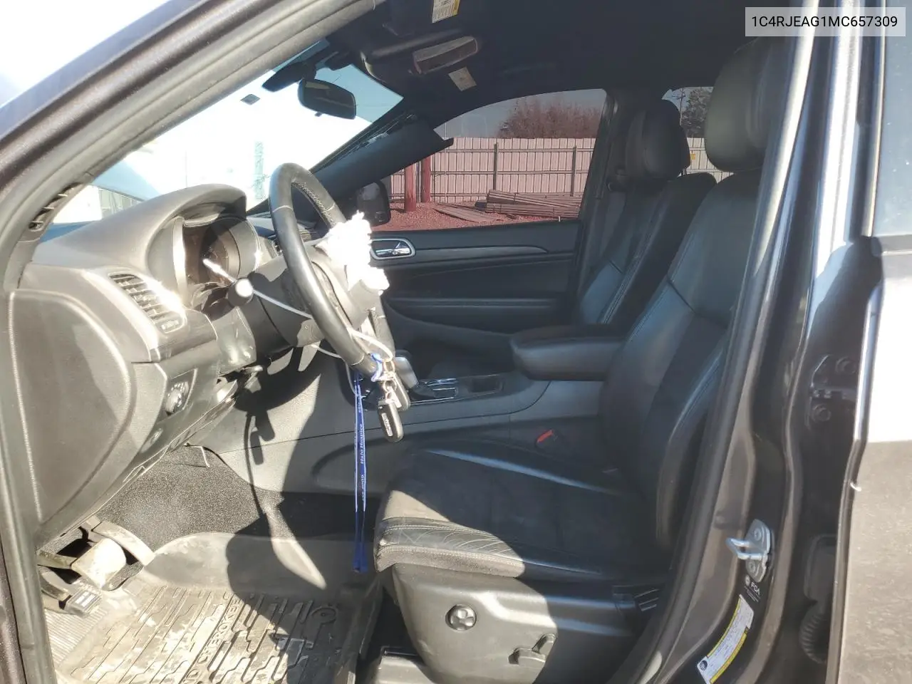 1C4RJEAG1MC657309 2021 Jeep Grand Cherokee Laredo