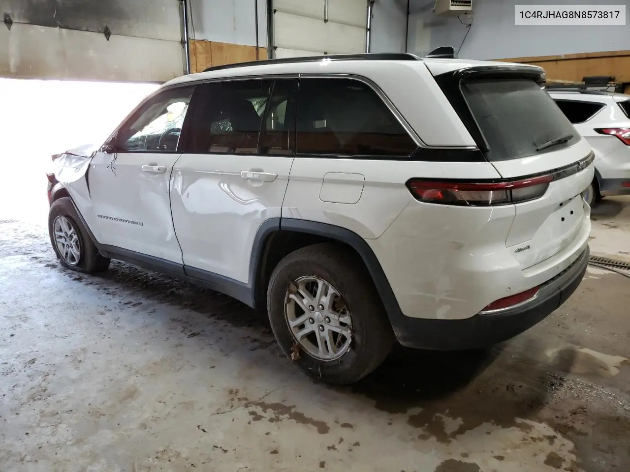 1C4RJHAG8N8573817 2022 Jeep Grand Cherokee Laredo
