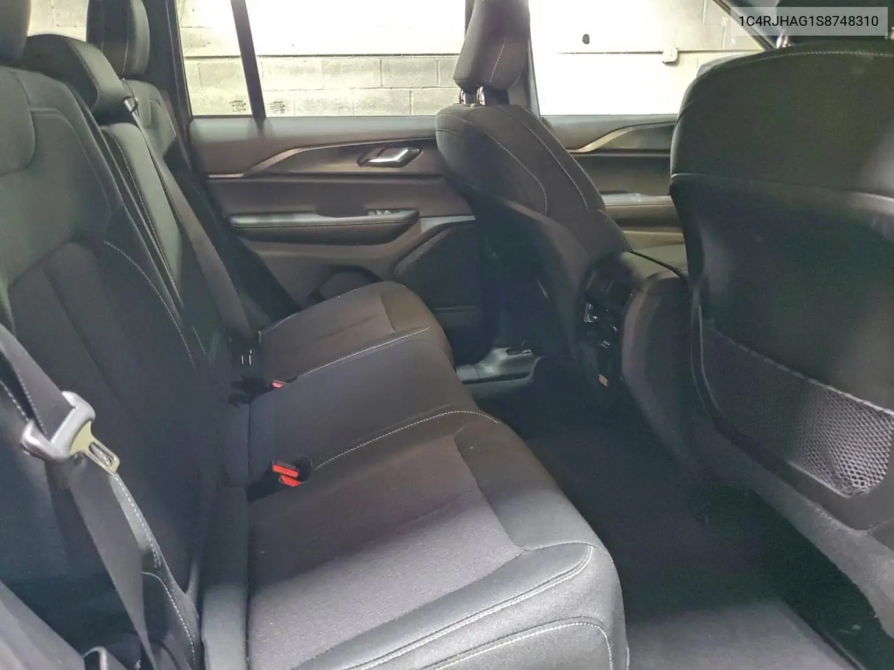 1C4RJHAG1S8748310 2025 Jeep Grand Cherokee Laredo