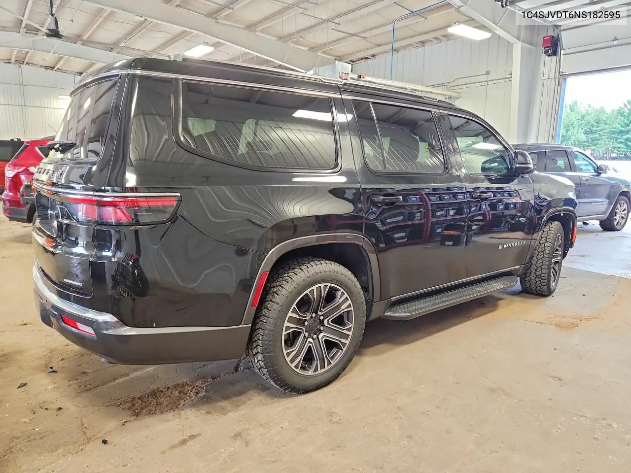 2022 Jeep Wagoneer Series Iii VIN: 1C4SJVDT6NS182595 Lot: 61778236