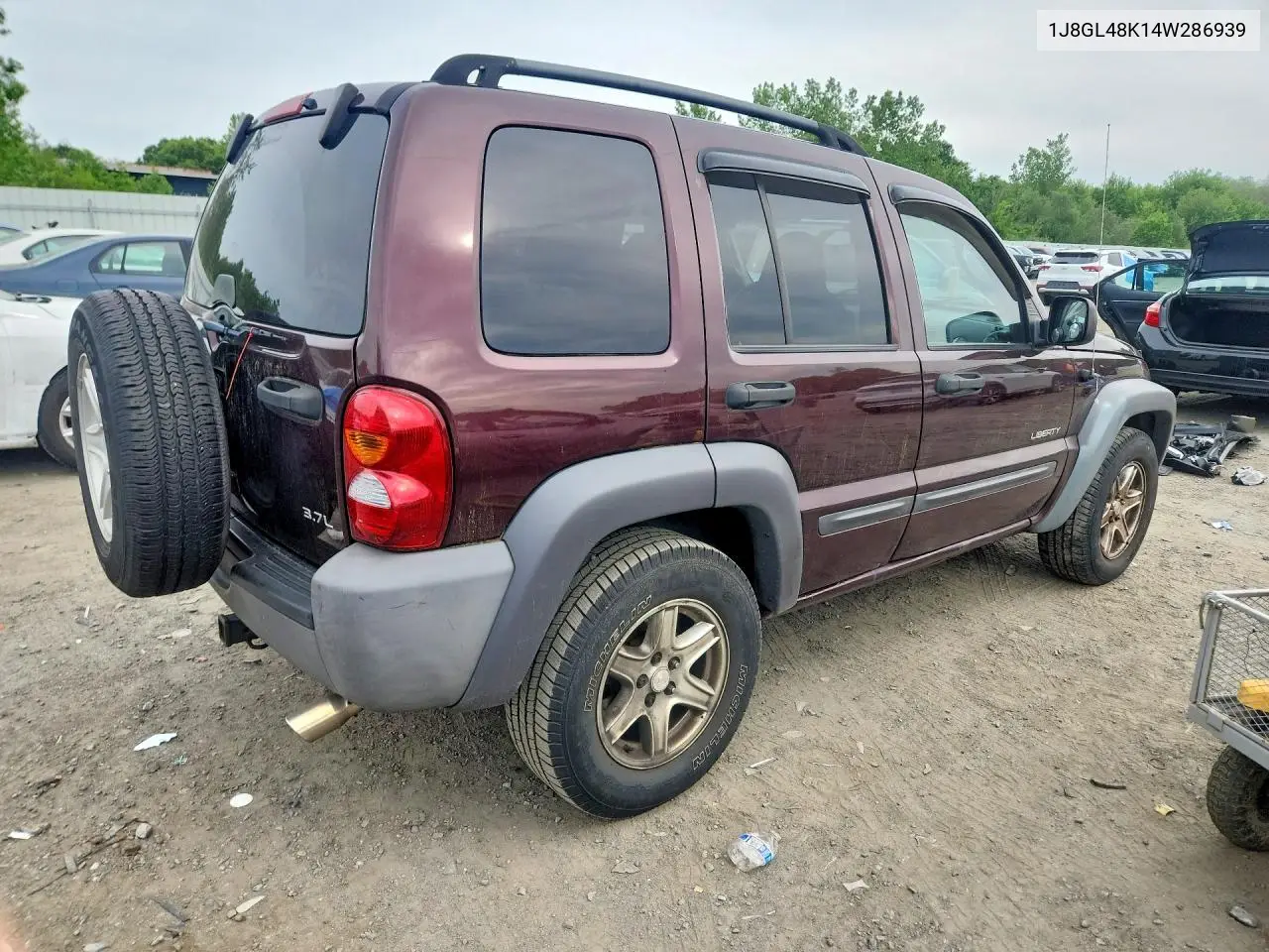 2004 Jeep Liberty Sport VIN: 1J8GL48K14W286939 Lot: 55024316