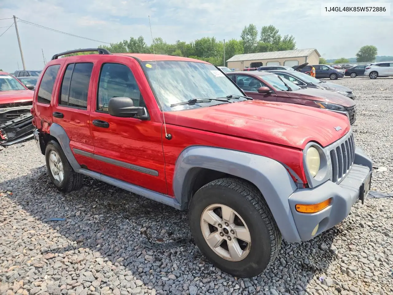 2005 Jeep Liberty Sport VIN: 1J4GL48K85W572886 Lot: 60621596