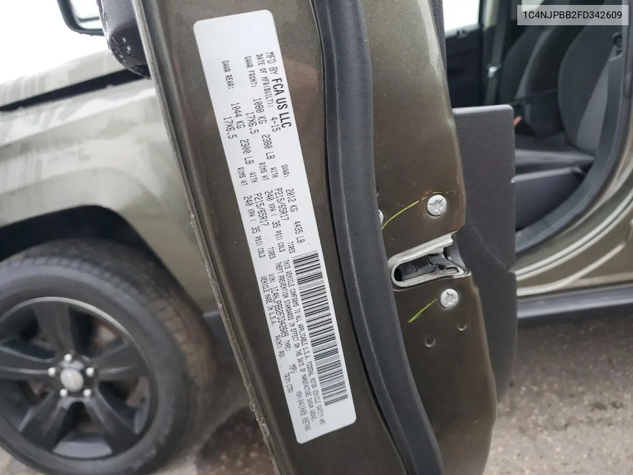 1C4NJPBB2FD342609 2015 Jeep Patriot Sport