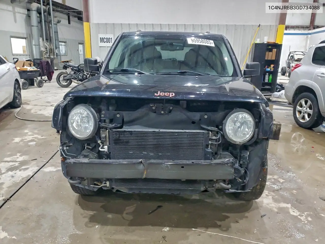 1C4NJRBB3GD734088 2016 Jeep Patriot Sport