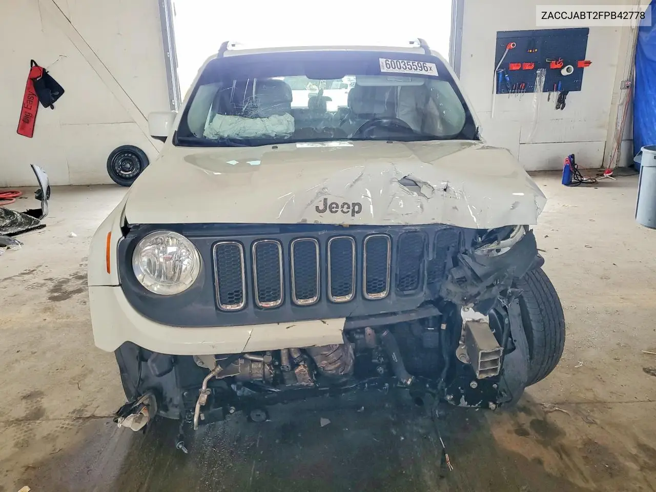 2015 Jeep Renegade Latitude VIN: ZACCJABT2FPB42778 Lot: 60035596
