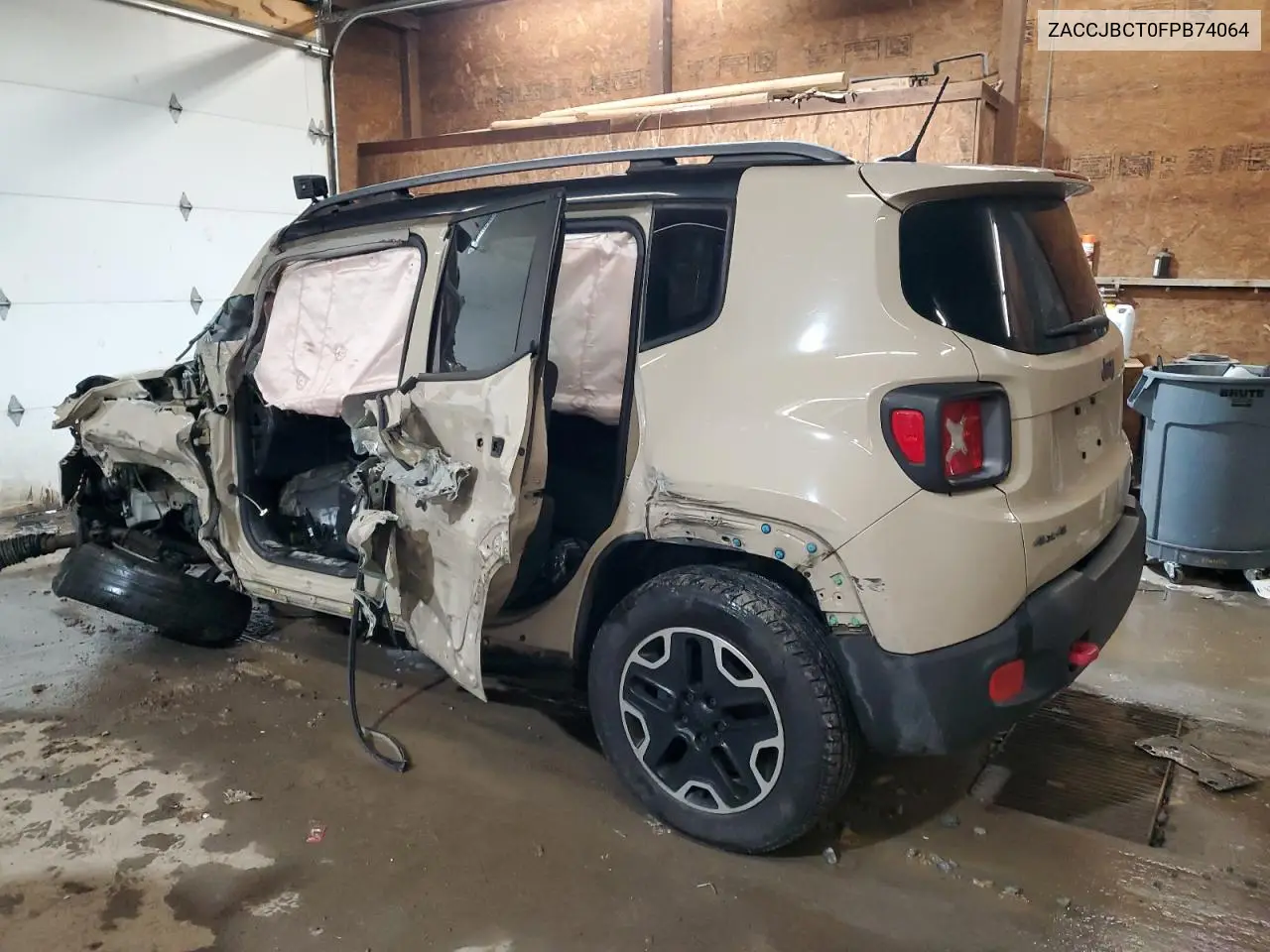ZACCJBCT0FPB74064 2015 Jeep Renegade Trailhawk