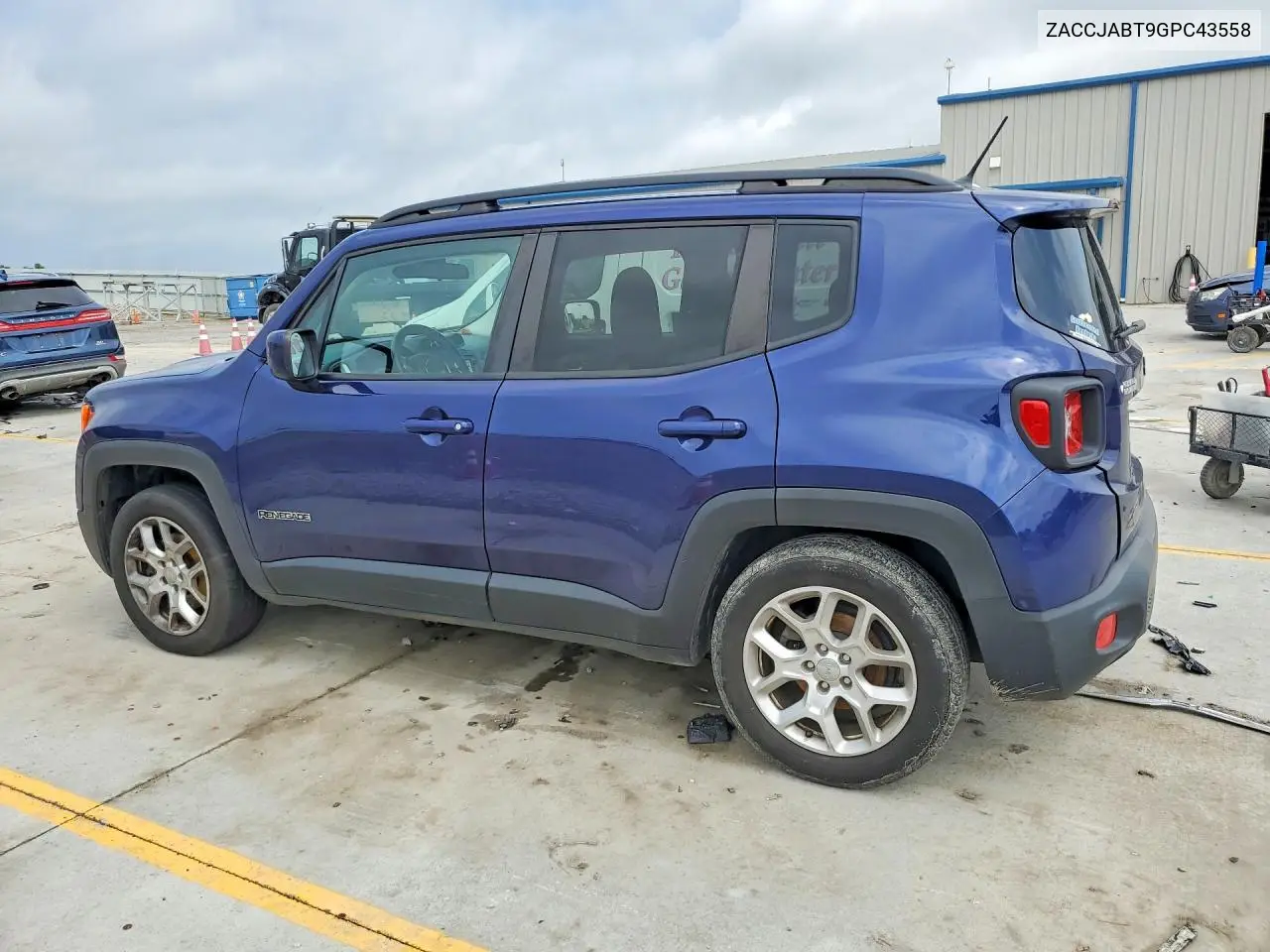 2016 Jeep Renegade Latitude VIN: ZACCJABT9GPC43558 Lot: 56830946