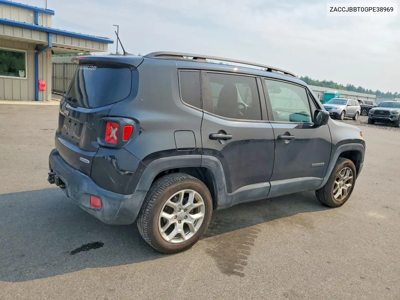 2016 Jeep Renegade Latitude VIN: ZACCJBBT0GPE38969 Lot: 60204556