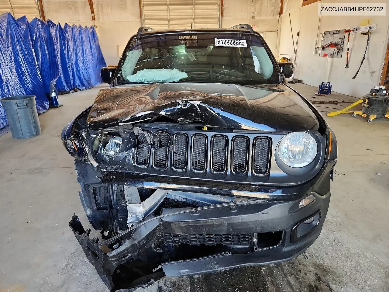 2017 Jeep Renegade Latitude VIN: ZACCJABB4HPF62732 Lot: 61090866