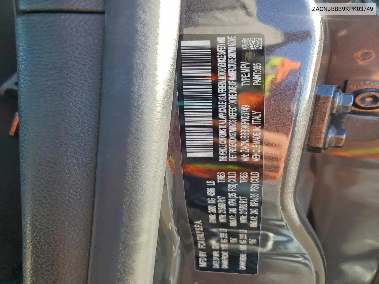 ZACNJBBB9KPK03749 2019 Jeep Renegade Latitude