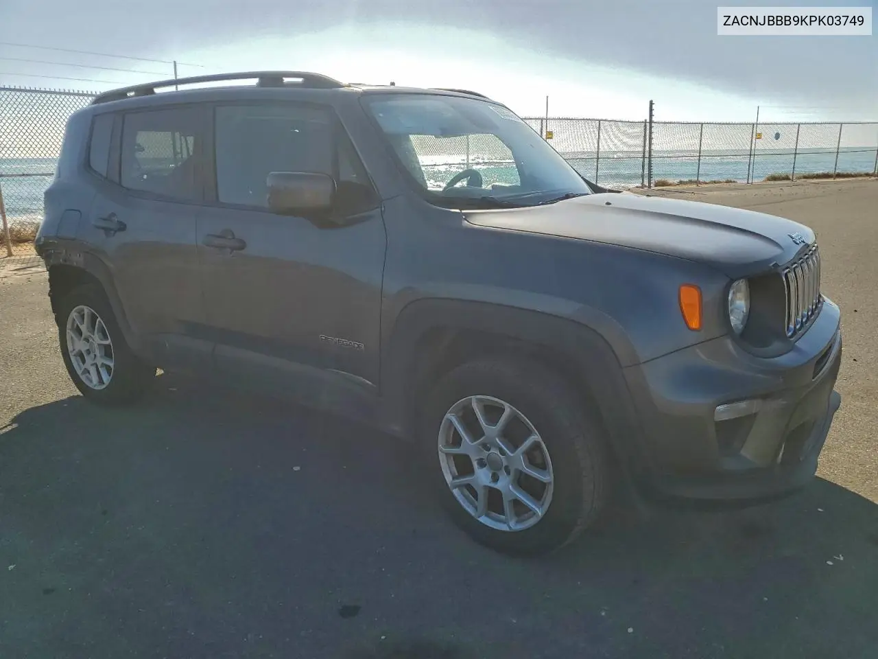 ZACNJBBB9KPK03749 2019 Jeep Renegade Latitude