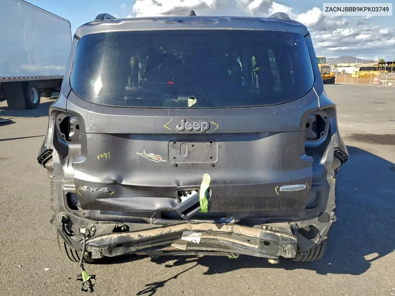 ZACNJBBB9KPK03749 2019 Jeep Renegade Latitude