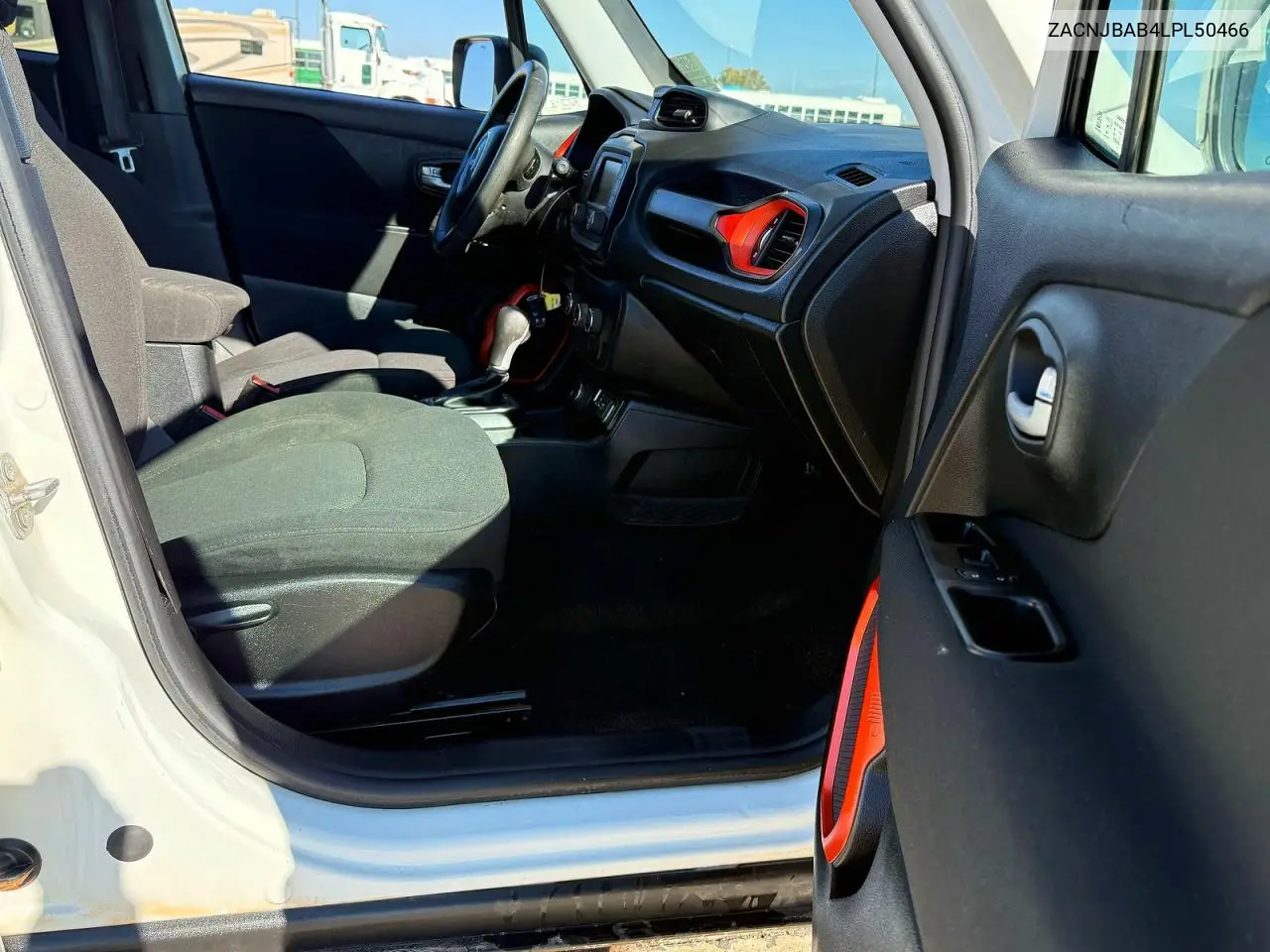 ZACNJBAB4LPL50466 2020 Jeep Renegade Sport